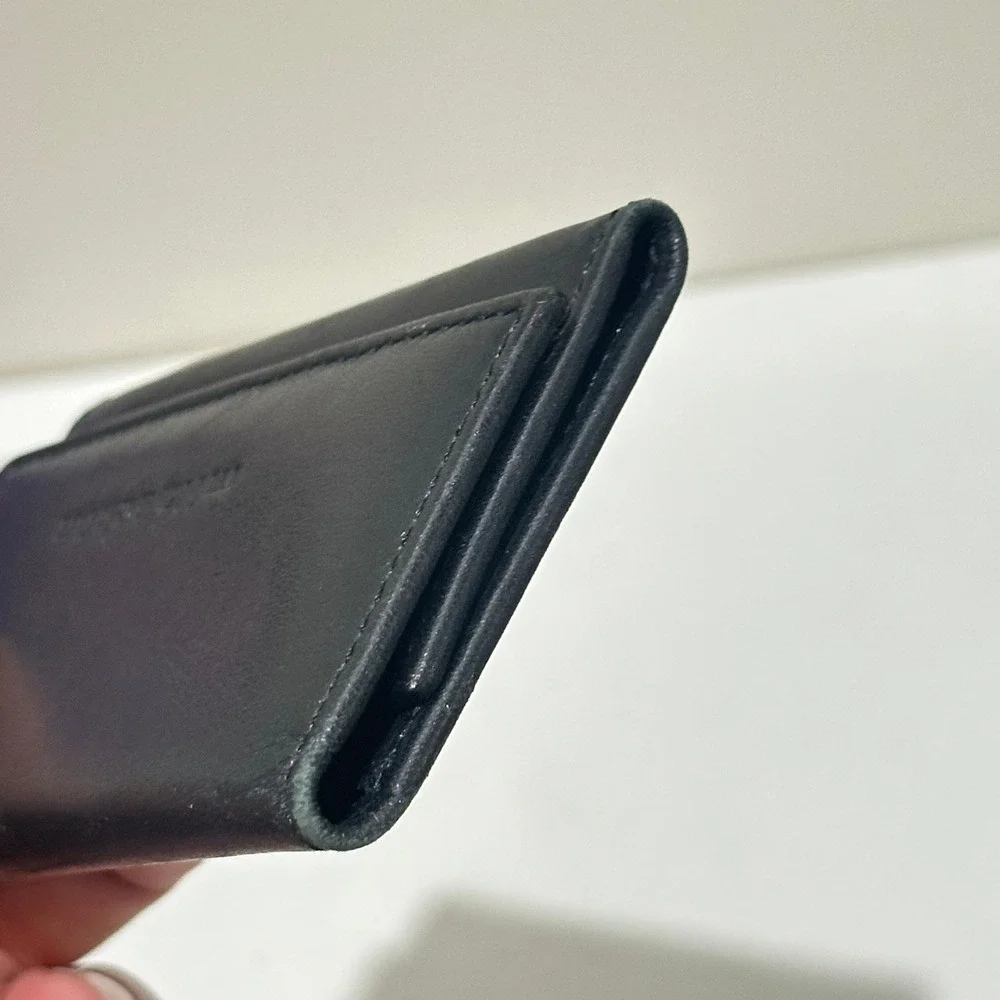 Mila Schon Black Leather Key Holder Case Wallet